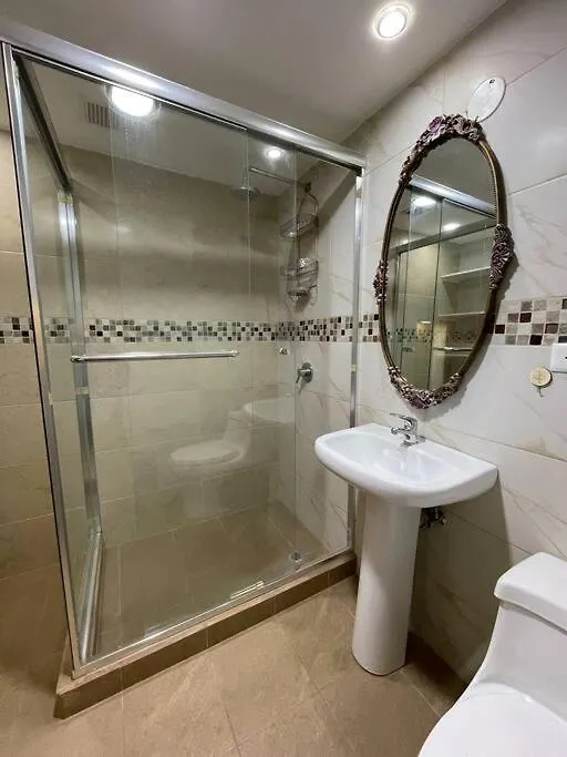 度假居 Casa Hermosa, Amplia Y Elegante 基多