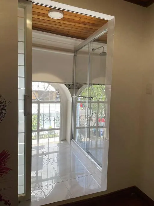 Casa Hermosa, Amplia Y Elegante 基多 0*,  厄瓜多尔