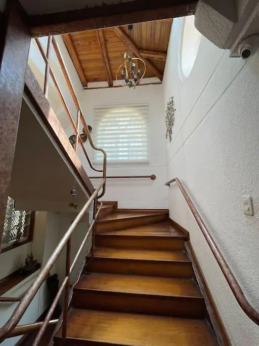 Casa Hermosa, Amplia Y Elegante 基多 厄瓜多尔