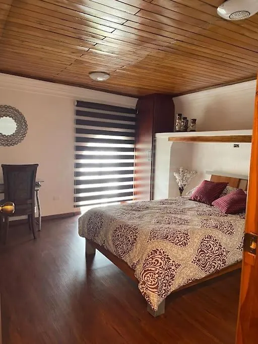 Casa Hermosa, Amplia Y Elegante 基多 度假居